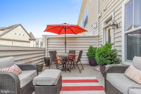 Exterior - 961 Holden Rd, Frederick, MD 21701 photo 2 of 6