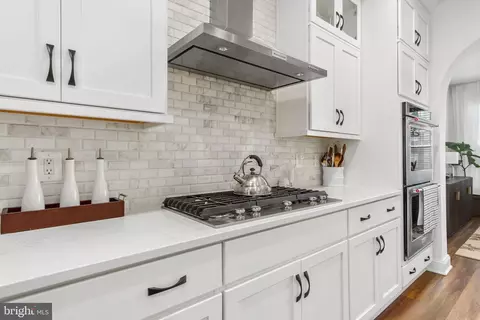 Kitchen - 961 Holden Rd, Frederick, MD 21701 photo 2 of 4