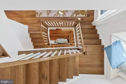 Entry Way - 961 Holden Rd, Frederick, MD 21701 photo 12 of 20