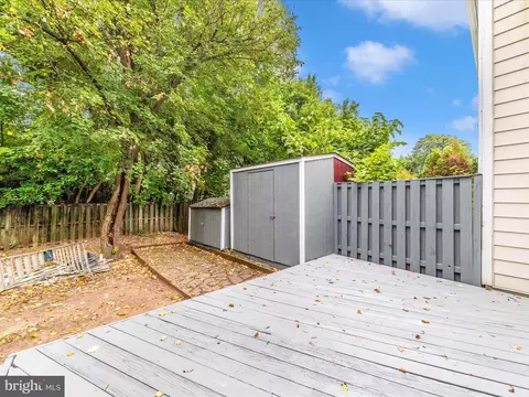 Exterior - 520 Beebe Ct, Frederick, MD 21703 photo 11 of 11
