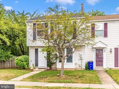 Exterior - 520 Beebe Ct, Frederick, MD 21703 photo 2 of 11