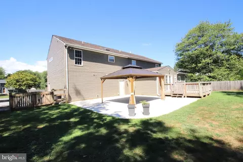 7025 Willow Tree Dr S, Middletown, MD 21769 photo 6