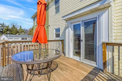 Exterior - 103 E Hammaker St, Thurmont, MD 21788 photo 6 of 9