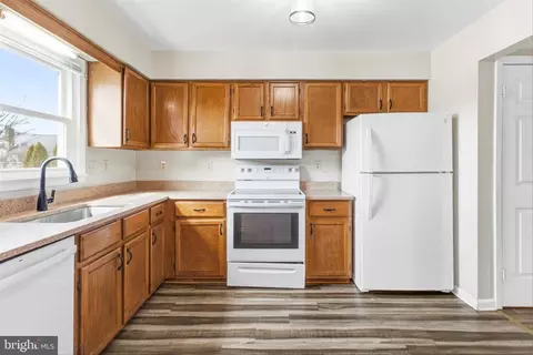 Kitchen - 103 E Hammaker St, Thurmont, MD 21788 photo 3 of 3