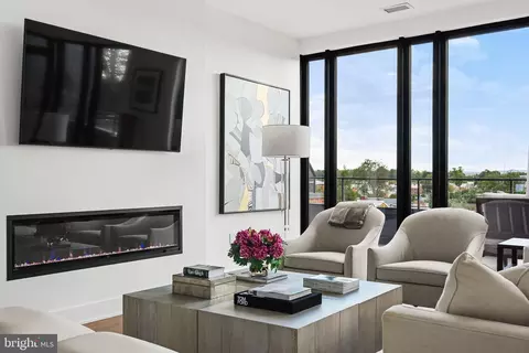 Living - 210 Second St E #402, Frederick, MD 21701 photo 3 of 7
