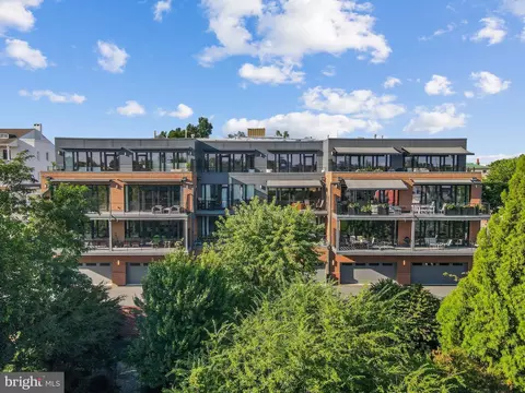 210 Second St E #402, Frederick, MD 21701