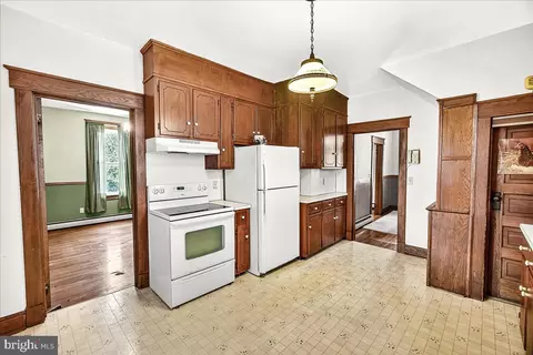 206 Prospect St, Middletown, MD 21769 photo 6