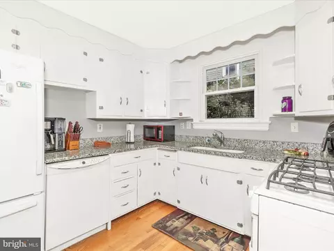 902 Chestnut St, Frederick, MD 21703 photo 10