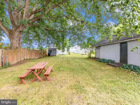 902 Chestnut St, Frederick, MD 21703 photo 27