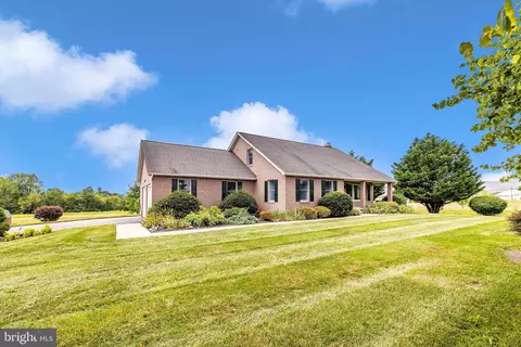 7485 Utica Rd, Thurmont, MD 21788