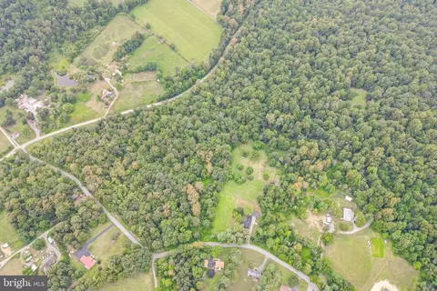 View/Area - 3908 Forrest School Rd, Smithsburg, MD 21783 photo 4 of 9