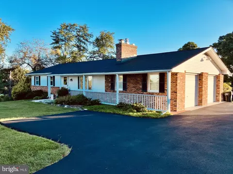 12396 Lee Hill Dr, Monrovia, MD 21770