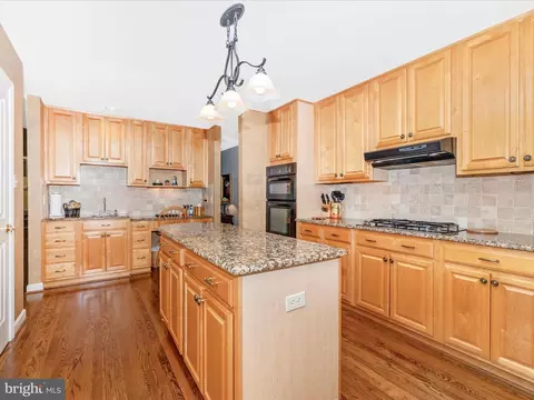 Kitchen - 2462 Bear Den Rd, Frederick, MD 21701 photo 5 of 6