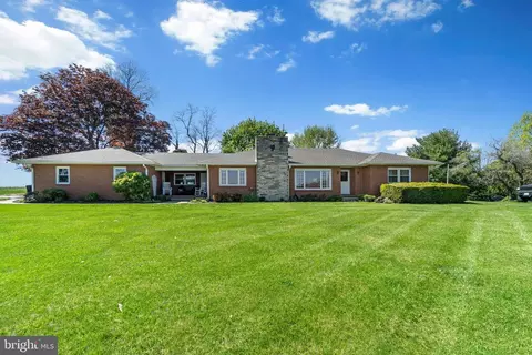 14958 New Windsor Rd, New Windsor, MD 21776