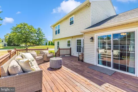 Exterior - 6600 Gooseander Ct, Frederick, MD 21703 photo 5 of 11