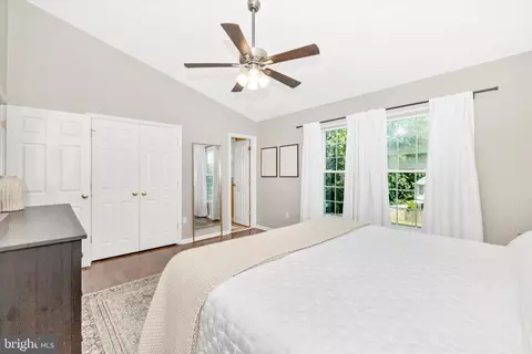 Bedroom - 6600 Gooseander Ct, Frederick, MD 21703 photo 5 of 11