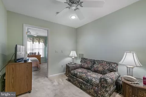 Bedroom - 1015 Eastbourne Ct, Frederick, MD 21702 photo 6 of 7