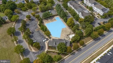 View/Area - 1015 Eastbourne Ct, Frederick, MD 21702 photo 4 of 5
