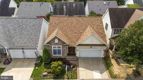 View/Area - 1015 Eastbourne Ct, Frederick, MD 21702 photo 5 of 5
