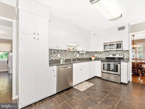 7189 W Sundown Ct W, Frederick, MD 21702 photo 8