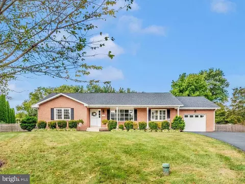 7189 W Sundown Ct W, Frederick, MD 21702