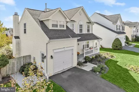 Exterior - 239 Bishops Glen Dr, Frederick, MD 21702 photo 13 of 17