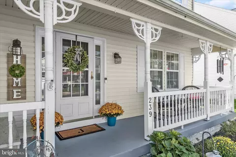 Exterior - 239 Bishops Glen Dr, Frederick, MD 21702 photo 3 of 17