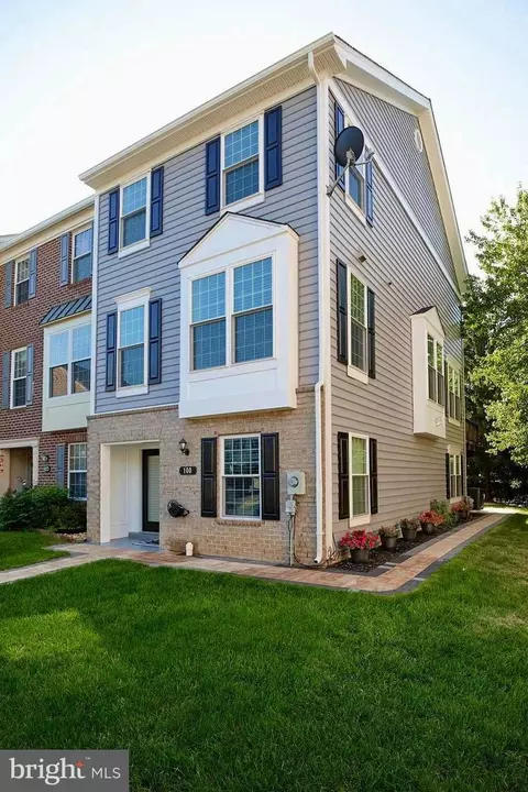 100 Long Acre Ct, Frederick, MD 21702
