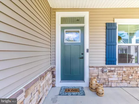 5257 American Beech St, Frederick, MD 21703 photo 2