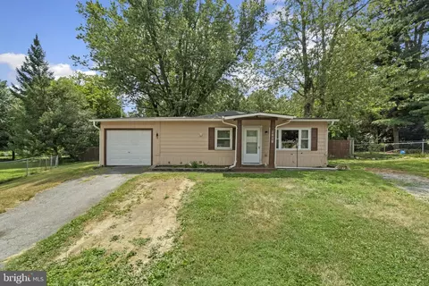 9301 Granite Cir, Frederick, MD 21702