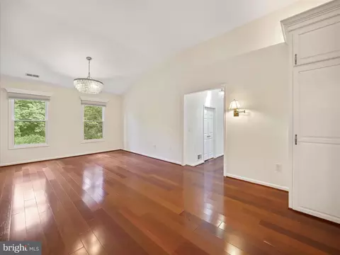 Living - 7301 Abbington Ct, Frederick, MD 21702 photo 13 of 14