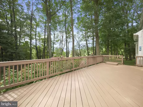 Exterior - 7301 Abbington Ct, Frederick, MD 21702 photo 10 of 13