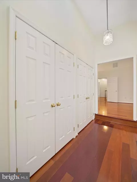 Entry Way - 7301 Abbington Ct, Frederick, MD 21702 photo 2 of 2