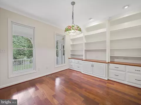 Living - 7301 Abbington Ct, Frederick, MD 21702 photo 4 of 14
