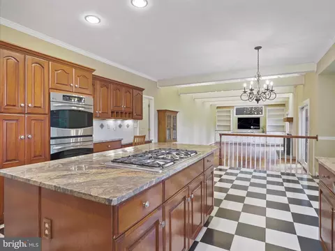 Kitchen - 7301 Abbington Ct, Frederick, MD 21702 photo 3 of 4