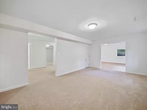 Living - 7301 Abbington Ct, Frederick, MD 21702 photo 10 of 14