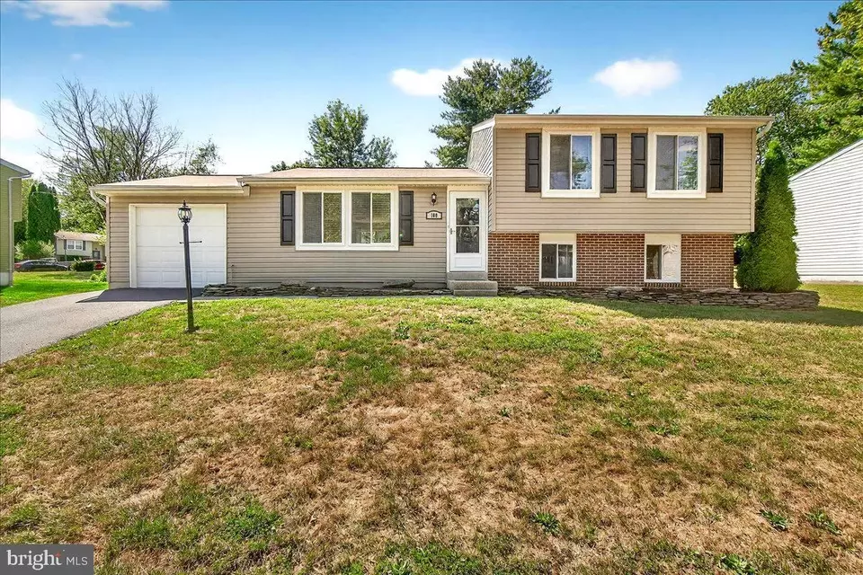Exterior - 109 Glade Blvd, Walkersville, MD 21793 photo 1 of 11