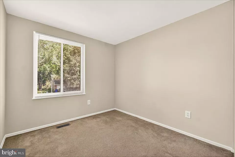 Bedroom - 109 Glade Blvd, Walkersville, MD 21793 photo 3 of 3