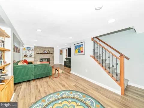 Living - 903 Mercer Pl, Frederick, MD 21701 photo 4 of 5