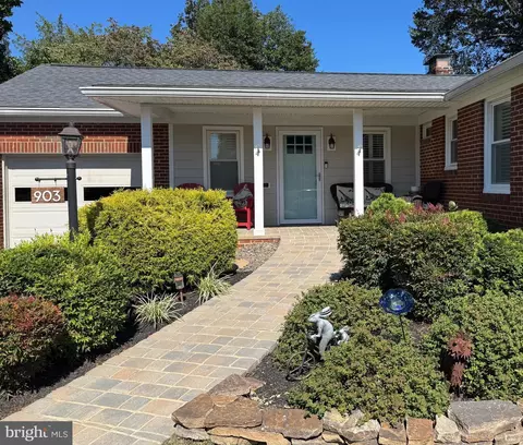 903 Mercer Pl, Frederick, MD 21701