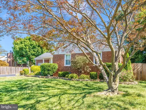 Exterior - 903 Mercer Pl, Frederick, MD 21701 photo 13 of 15