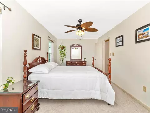 Bedroom - 6739 Killdeer Ct, Frederick, MD 21703 photo 2 of 6