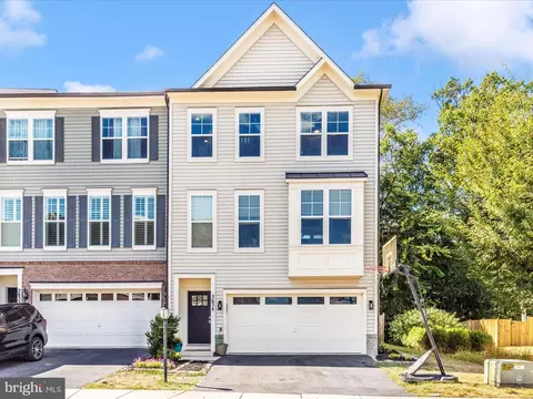 5634 Scott Ridge Pl, Frederick, MD 21704