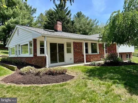 4313 Millwood Rd, Mount Airy, MD 21771