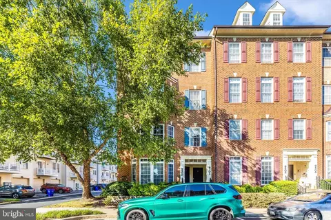 9500 Hyde Pl #9500, Frederick, MD 21704