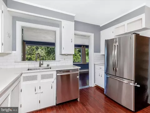 Kitchen - 6822 Potomac Ave, Braddock Heights, MD 21714 photo 3 of 5