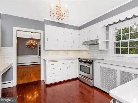 Kitchen - 6822 Potomac Ave, Braddock Heights, MD 21714 photo 4 of 5