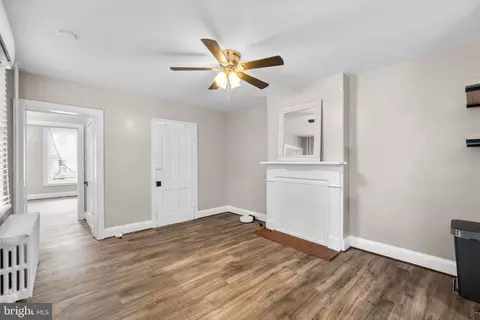 Living - 15 E 4th St, Frederick, MD 21701 photo 2 of 3