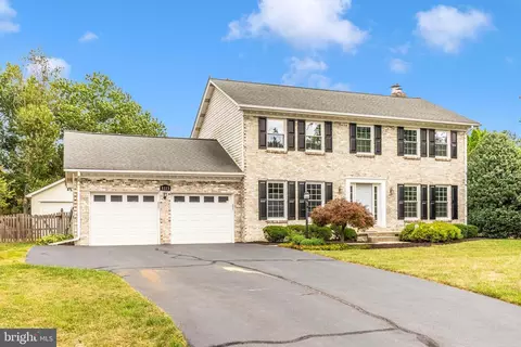 8115 Claiborne Dr, Frederick, MD 21702