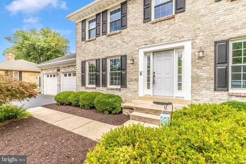 Exterior - 8115 Claiborne Dr, Frederick, MD 21702 photo 2 of 7